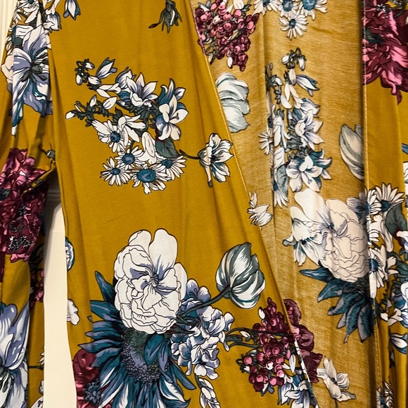 Ellemairco Duster - Picture 3 of 5